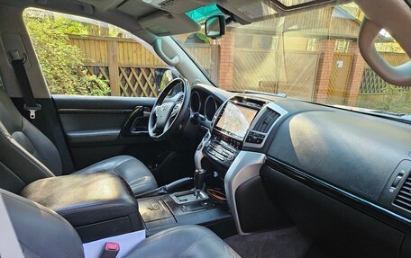 Toyota Land Cruiser 200, 2008 год, 2 690 000 рублей, 6 фотография