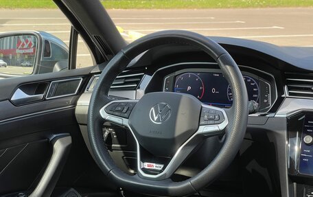 Volkswagen Passat B8 рестайлинг, 2021 год, 4 450 000 рублей, 12 фотография