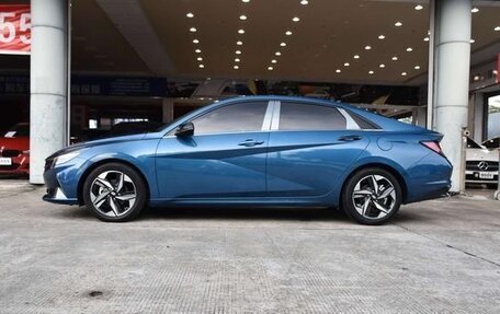 Hyundai Elantra, 2021 год, 1 400 000 рублей, 4 фотография