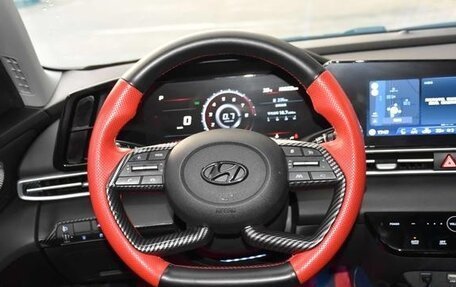 Hyundai Elantra, 2021 год, 1 400 000 рублей, 11 фотография