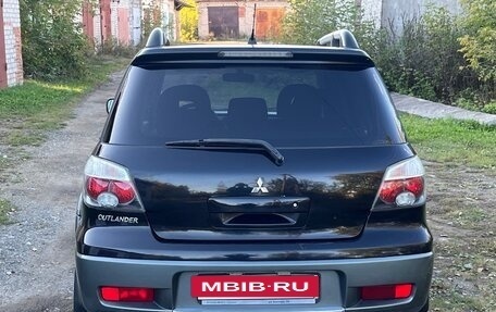 Mitsubishi Outlander III рестайлинг 3, 2005 год, 510 000 рублей, 9 фотография