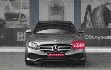 Mercedes-Benz E-Класс, 2016 год, 3 149 000 рублей, 3 фотография