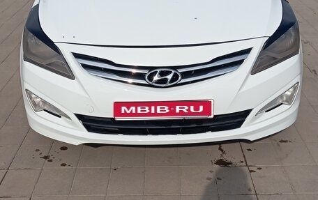 Hyundai Solaris II рестайлинг, 2014 год, 695 000 рублей, 1 фотография