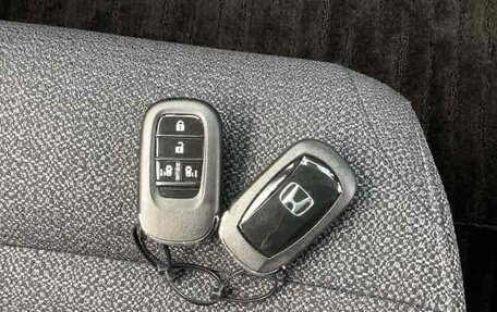 Honda Stepwgn, 2022 год, 2 080 000 рублей, 30 фотография