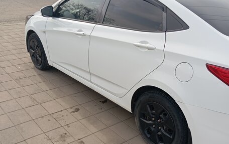 Hyundai Solaris II рестайлинг, 2014 год, 695 000 рублей, 7 фотография