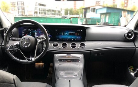 Mercedes-Benz E-Класс, 2020 год, 5 500 000 рублей, 7 фотография