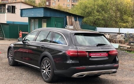 Mercedes-Benz E-Класс, 2020 год, 5 500 000 рублей, 3 фотография