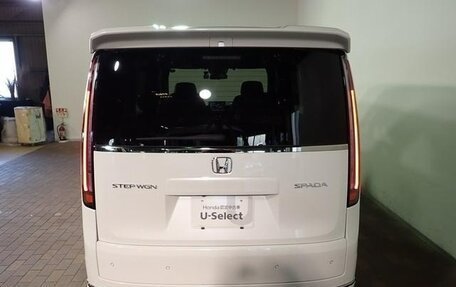 Honda Stepwgn, 2022 год, 2 055 000 рублей, 6 фотография