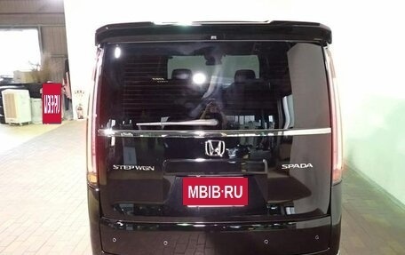 Honda Stepwgn, 2022 год, 2 050 000 рублей, 6 фотография