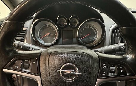 Opel Astra J, 2011 год, 777 000 рублей, 10 фотография