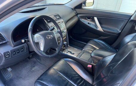 Toyota Camry, 2006 год, 1 300 000 рублей, 9 фотография