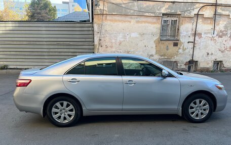 Toyota Camry, 2006 год, 1 300 000 рублей, 6 фотография