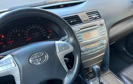 Toyota Camry, 2006 год, 1 300 000 рублей, 10 фотография