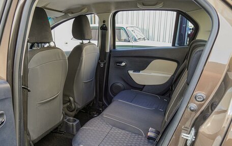 Renault Logan II, 2018 год, 995 000 рублей, 11 фотография