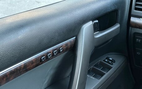 Toyota Land Cruiser 200, 2009 год, 2 799 000 рублей, 30 фотография