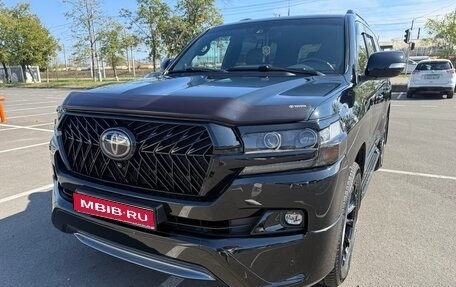 Toyota Land Cruiser 200, 2016 год, 5 500 000 рублей, 1 фотография