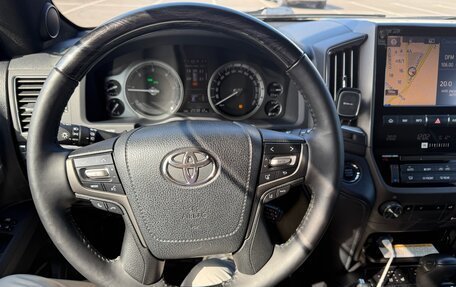 Toyota Land Cruiser 200, 2016 год, 5 500 000 рублей, 20 фотография