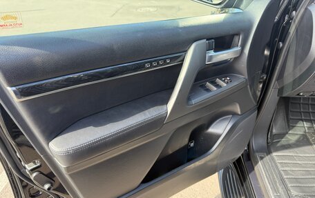 Toyota Land Cruiser 200, 2016 год, 5 500 000 рублей, 19 фотография