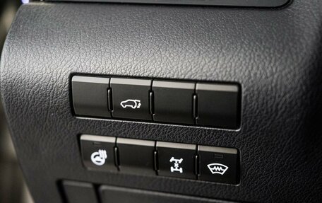 Lexus RX IV рестайлинг, 2019 год, 4 725 000 рублей, 15 фотография