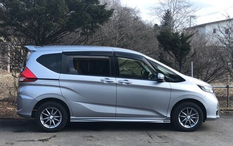 Honda Freed II, 2018 год, 1 205 000 рублей, 6 фотография