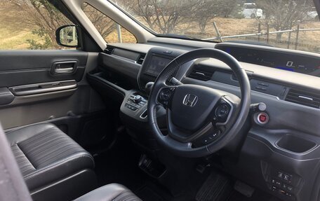 Honda Freed II, 2018 год, 1 205 000 рублей, 10 фотография