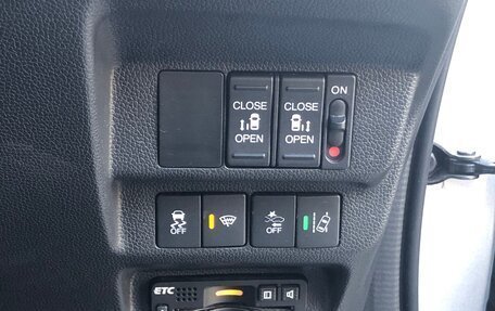 Honda Freed II, 2018 год, 1 205 000 рублей, 17 фотография