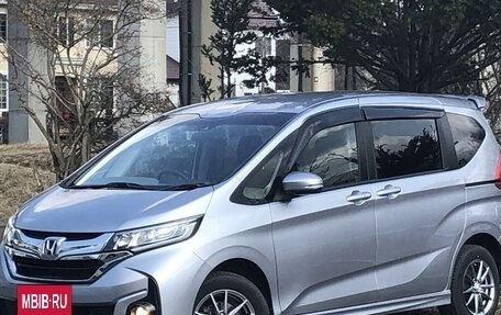 Honda Freed II, 2018 год, 1 205 000 рублей, 4 фотография