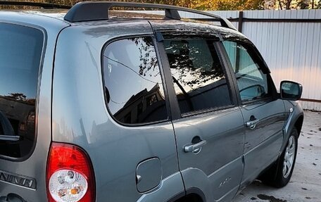 Chevrolet Niva I рестайлинг, 2019 год, 830 000 рублей, 2 фотография