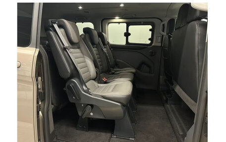 Ford Tourneo Custom I рестайлинг, 2022 год, 5 250 000 рублей, 7 фотография