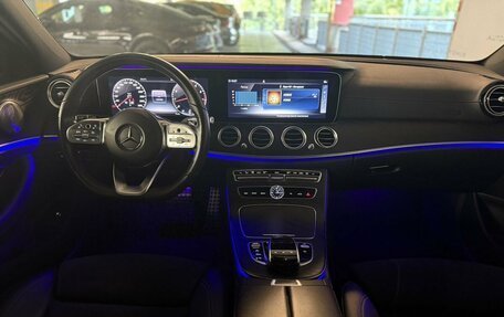 Mercedes-Benz E-Класс, 2018 год, 3 100 000 рублей, 18 фотография