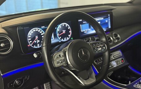 Mercedes-Benz E-Класс, 2018 год, 3 100 000 рублей, 15 фотография