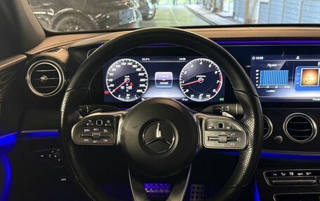 Mercedes-Benz E-Класс, 2018 год, 3 100 000 рублей, 17 фотография