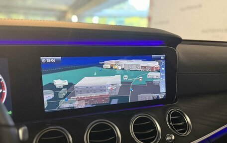 Mercedes-Benz E-Класс, 2018 год, 3 100 000 рублей, 21 фотография