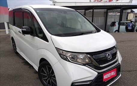 Honda Stepwgn IV, 2017 год, 1 450 000 рублей, 1 фотография