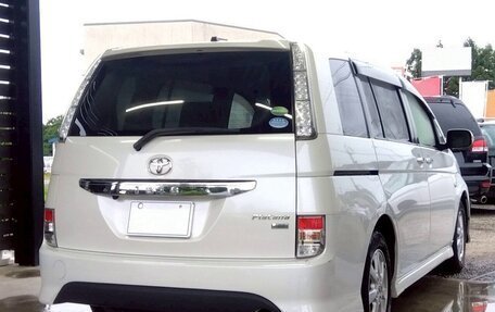 Toyota ISis I, 2016 год, 1 079 000 рублей, 4 фотография