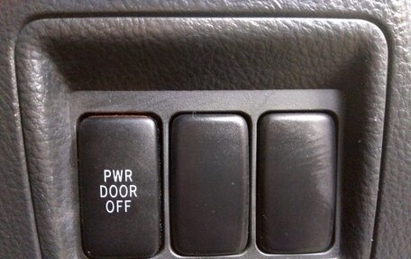 Toyota ISis I, 2016 год, 1 079 000 рублей, 18 фотография