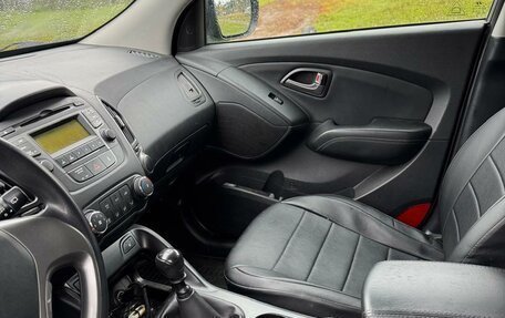 Hyundai ix35 I рестайлинг, 2013 год, 1 100 000 рублей, 2 фотография