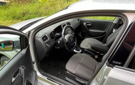 Volkswagen Polo VI (EU Market), 2016 год, 945 000 рублей, 10 фотография