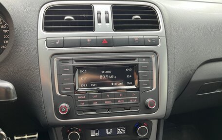 Volkswagen Polo VI (EU Market), 2016 год, 945 000 рублей, 14 фотография