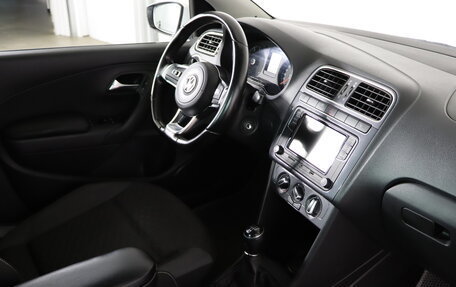 Volkswagen Polo VI (EU Market), 2018 год, 1 099 990 рублей, 10 фотография