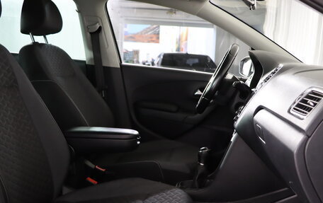 Volkswagen Polo VI (EU Market), 2018 год, 1 099 990 рублей, 12 фотография