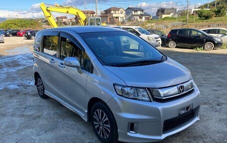 Honda Freed I, 2015 год, 806 000 рублей, 3 фотография