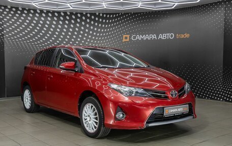 Toyota Auris II, 2013 год, 1 099 900 рублей, 3 фотография