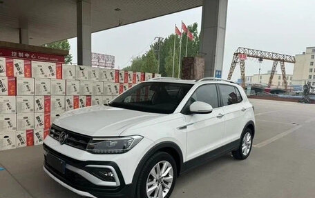 Volkswagen T-Cross I, 2021 год, 1 200 000 рублей, 1 фотография