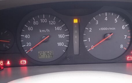 Nissan Serena II, 2005 год, 645 000 рублей, 15 фотография