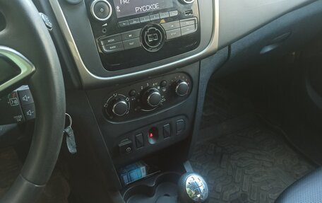 Renault Logan II, 2020 год, 650 000 рублей, 6 фотография