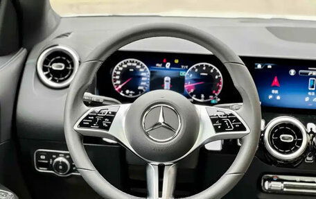 Mercedes-Benz GLA, 2024 год, 2 738 000 рублей, 17 фотография