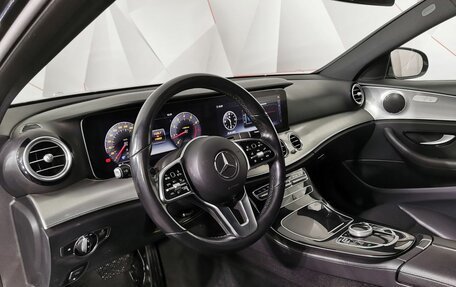 Mercedes-Benz E-Класс, 2019 год, 2 995 000 рублей, 15 фотография