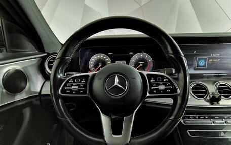 Mercedes-Benz E-Класс, 2019 год, 2 995 000 рублей, 16 фотография