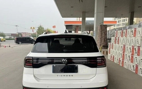 Volkswagen T-Cross I, 2021 год, 1 200 000 рублей, 4 фотография